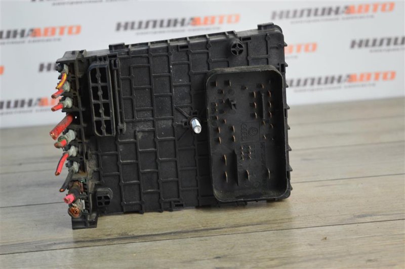 Блок предохранителей под капот, 1000 рублей, Москва