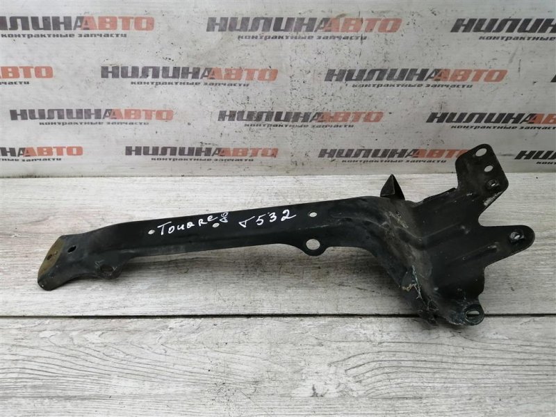 Кронштейн замка капота, 1400 рублей, Севастополь