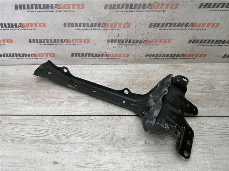 Кронштейн замка капота, 1400 рублей, Севастополь