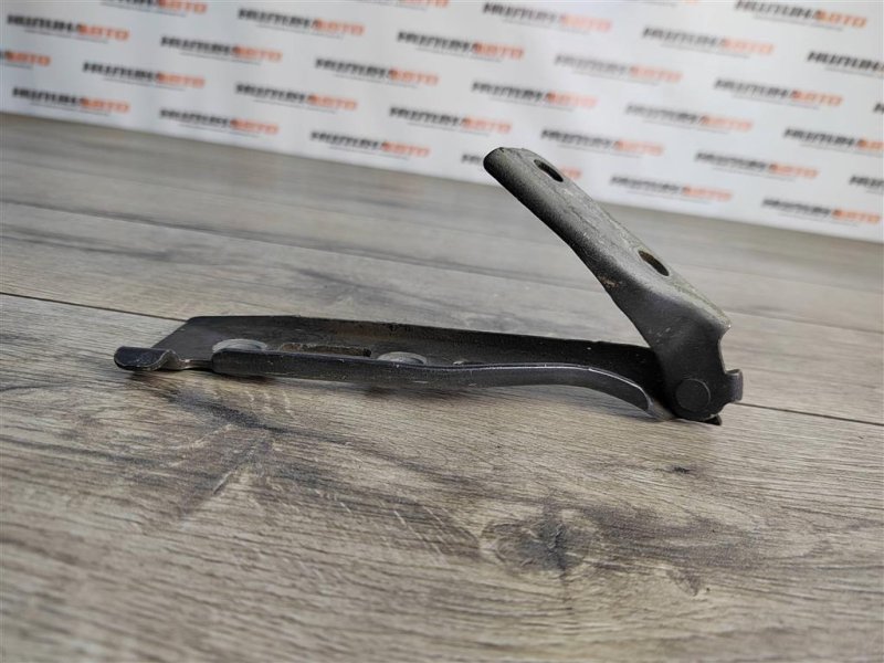 Петля капота, 400 рублей, Москва