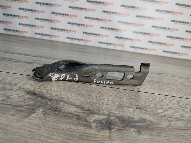 Петля капота, 400 рублей, Москва