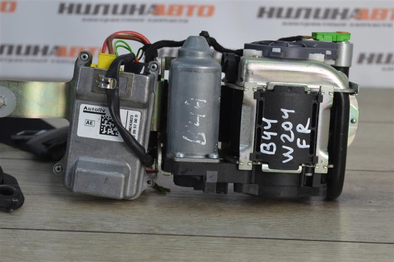 Ремень безопасности, 2000 рублей, Москва