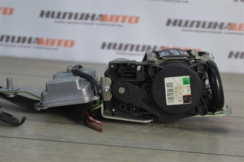 Ремень безопасности, 2000 рублей, Москва