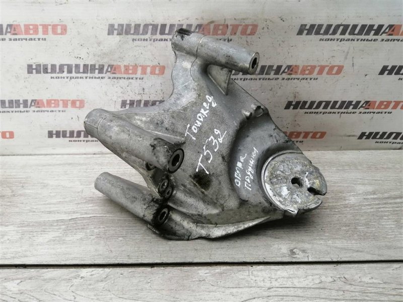 Кронштейн двигателя, 1400 рублей, Севастополь