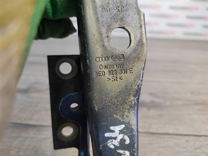 Петля капота, 500 рублей, Москва