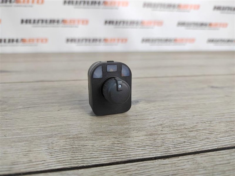 Блок управления зеркалами, 500 рублей, Москва