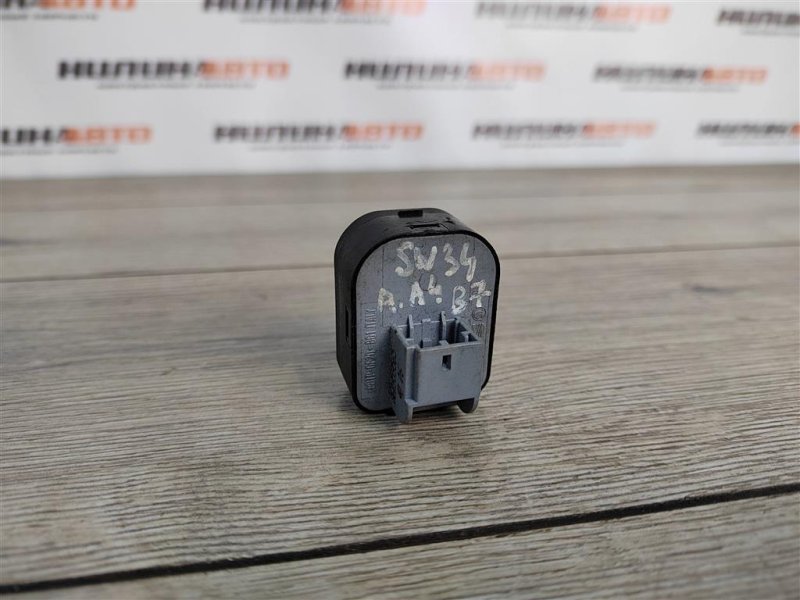 Блок управления зеркалами, 500 рублей, Москва