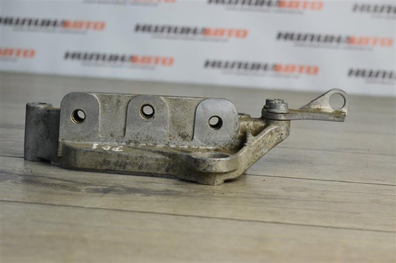 Кронштейн двигателя, 500 рублей, Москва