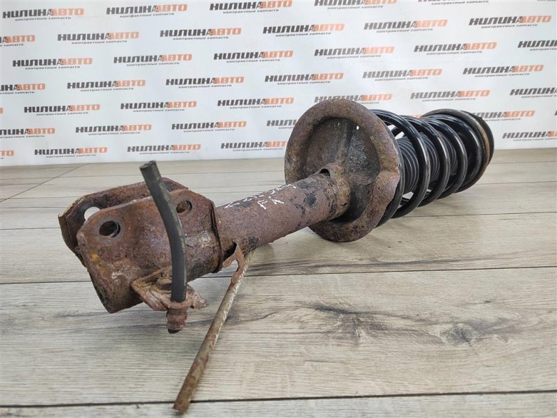 Амортизатор, 2000 рублей, Москва