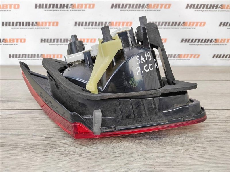 Фонарь в крышку багажника, 1500 рублей, Москва