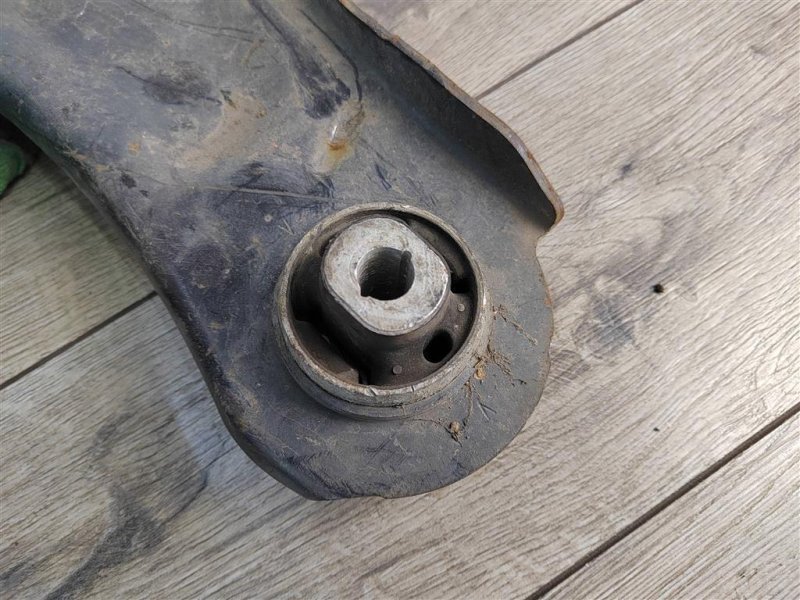 Рычаг передний нижний, 1300 рублей, Москва