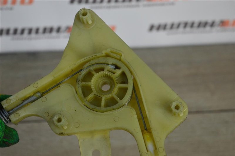 Стеклоподъемник, 1900 рублей, Москва