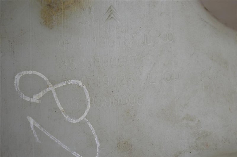 Бачок омывателя, 500 рублей, Москва