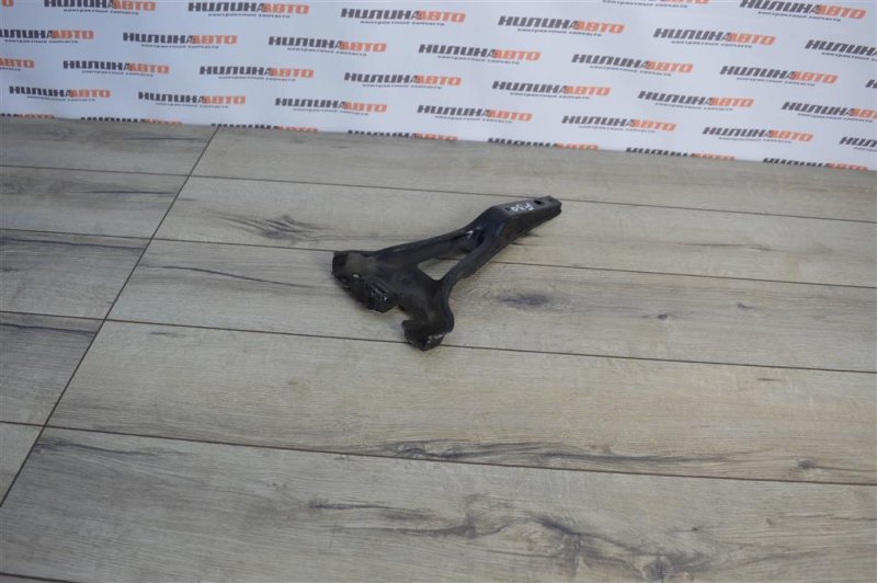 Кронштейн замка капота, 400 рублей, Москва