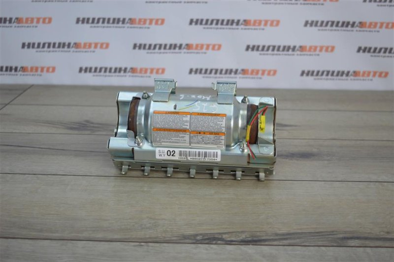 Подушка безопасности в торпедо, 2000 рублей, Москва