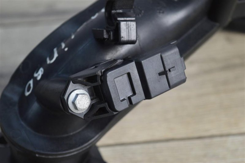 Патрубок впускного коллектора, 1200 рублей, Москва