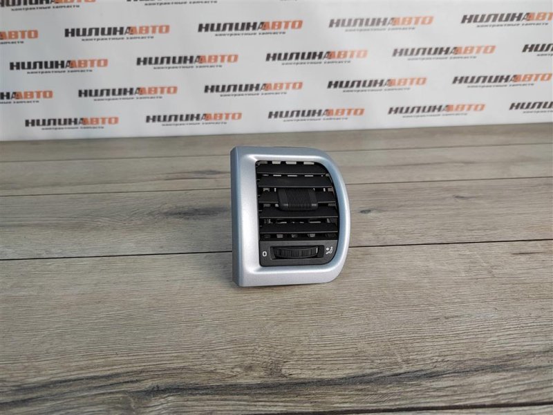 Дефлектор в торпедо, 600 рублей, Москва