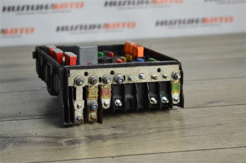 Блок предохранителей под капот, 1000 рублей, Москва