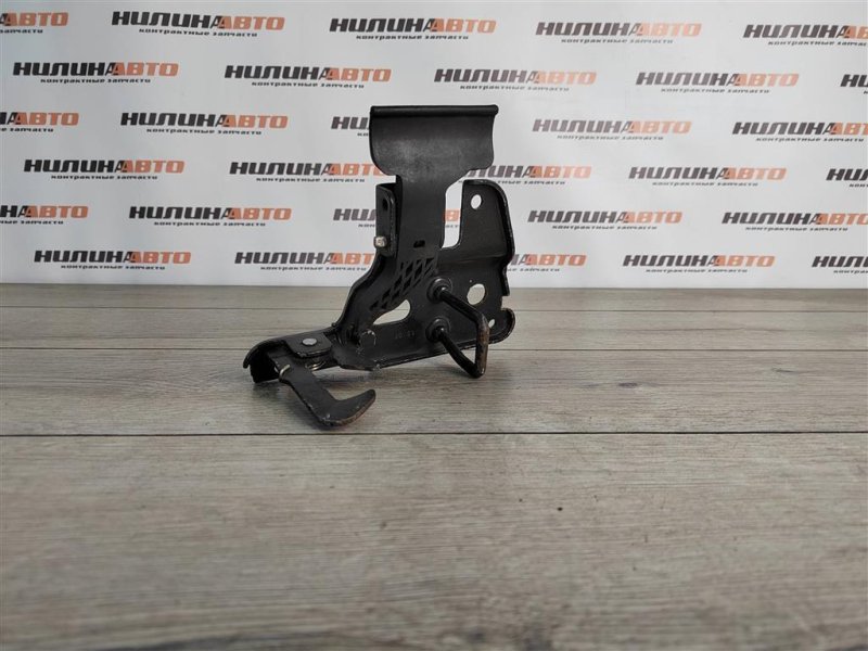 Замок капота, 500 рублей, Москва