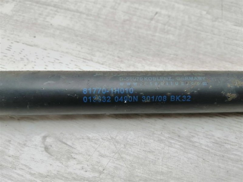 Амортизатор крышки багажника, 500 рублей, Севастополь