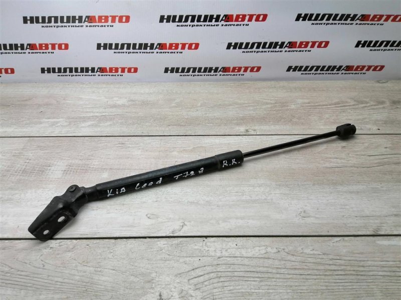 Амортизатор крышки багажника, 500 рублей, Севастополь