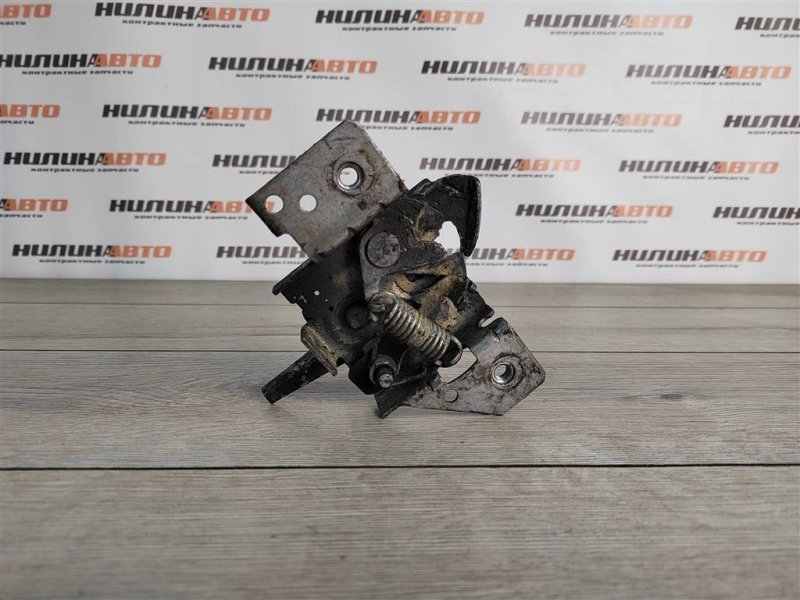 Замок капота, 500 рублей, Москва