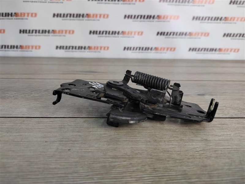 Замок капота, 700 рублей, Москва