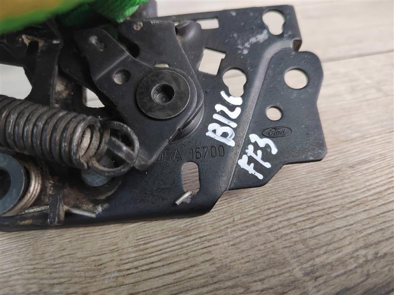 Замок капота, 700 рублей, Москва