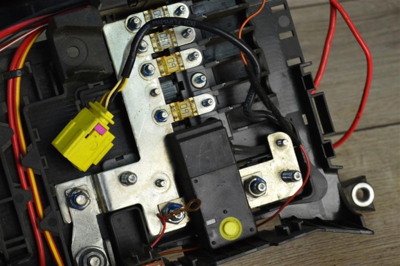 Блок силовых предохранителей, 1000 рублей, Москва