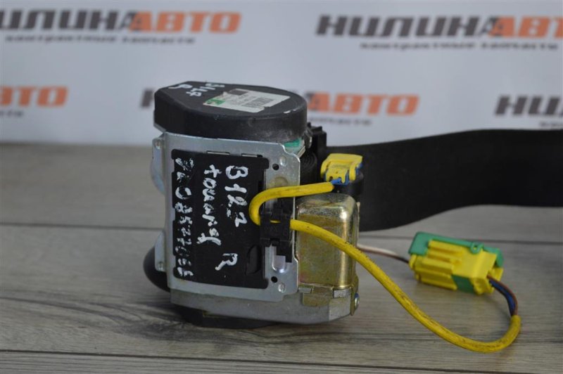 Ремень безопасности, 2000 рублей, Москва