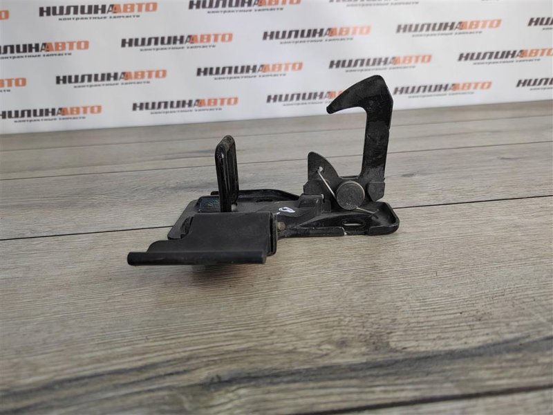 Замок капота, 500 рублей, Москва