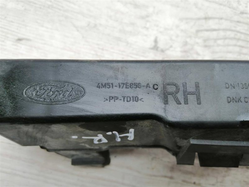 Кронштейн фары, 400 рублей, Севастополь