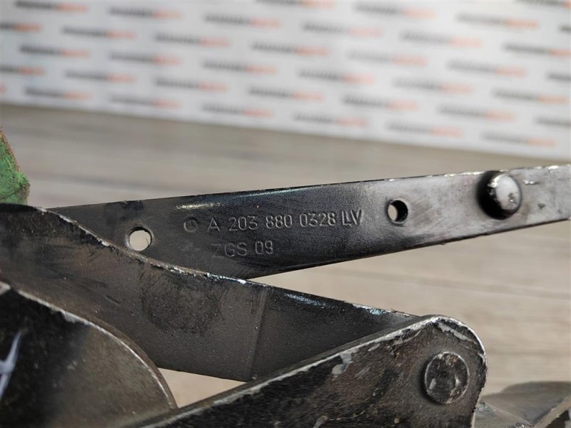 Петля капота, 500 рублей, Москва