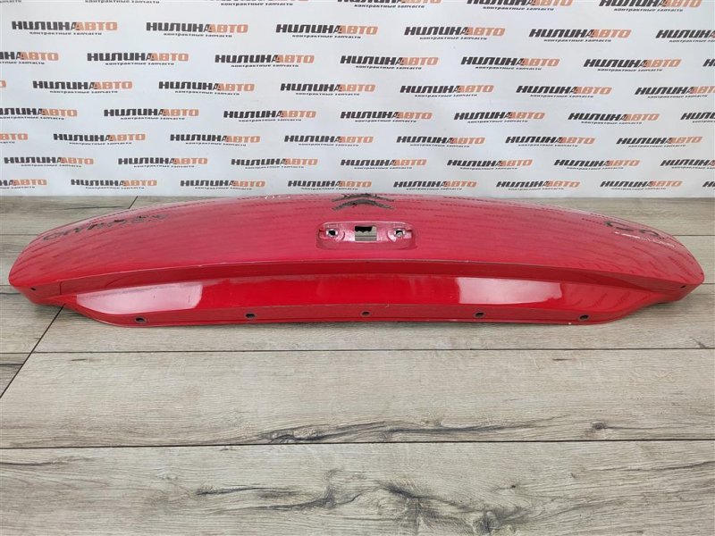 Накладка крышки багажника, 1000 рублей, Москва