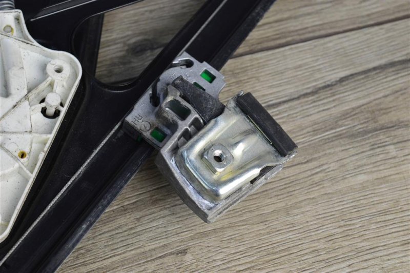 Стеклоподъемник, 1200 рублей, Москва