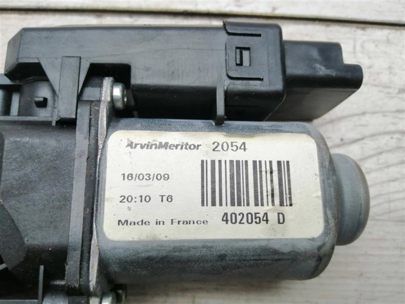 Стеклоподъемник, 1000 рублей, Севастополь