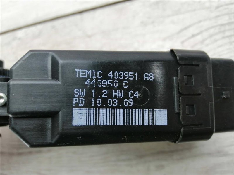 Стеклоподъемник, 1000 рублей, Севастополь