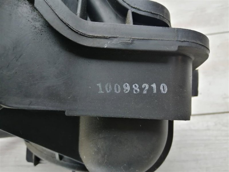 Коллектор впускной, 1500 рублей, Севастополь