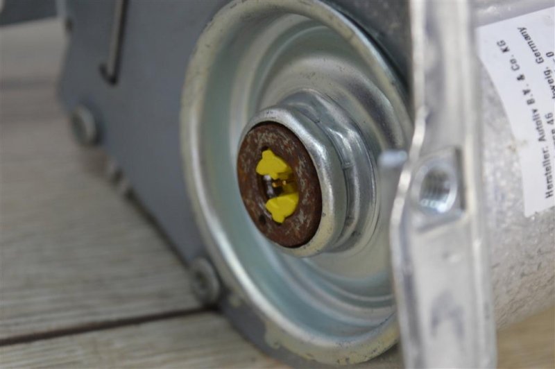 Подушка безопасности в торпедо, 1000 рублей, Москва