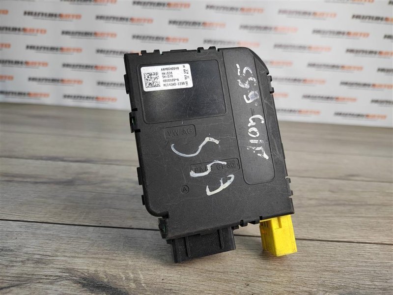 Блок управления подрулевых переключателей, 1700 рублей, Москва