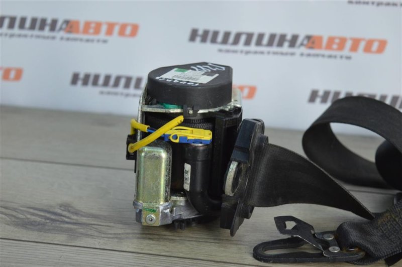 Ремень безопасности, 2000 рублей, Москва