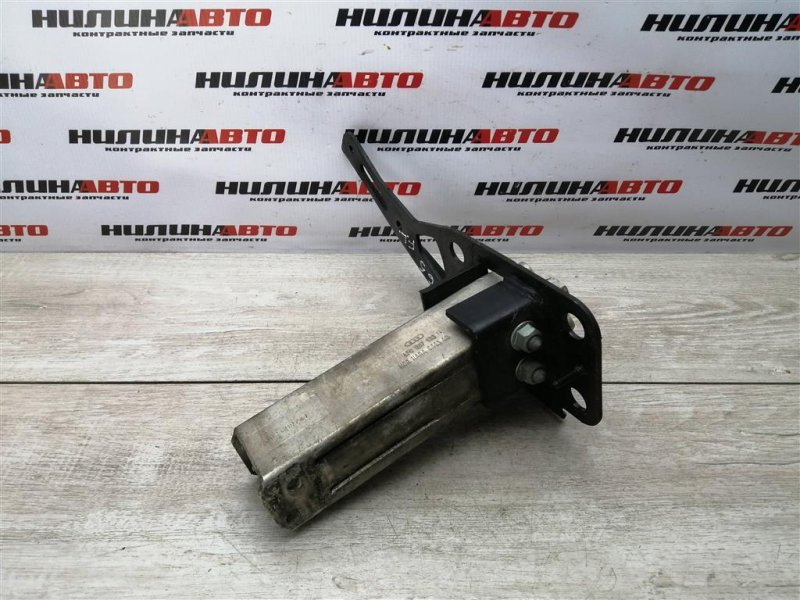 Кронштейн усилителя бампера, 1500 рублей, Севастополь