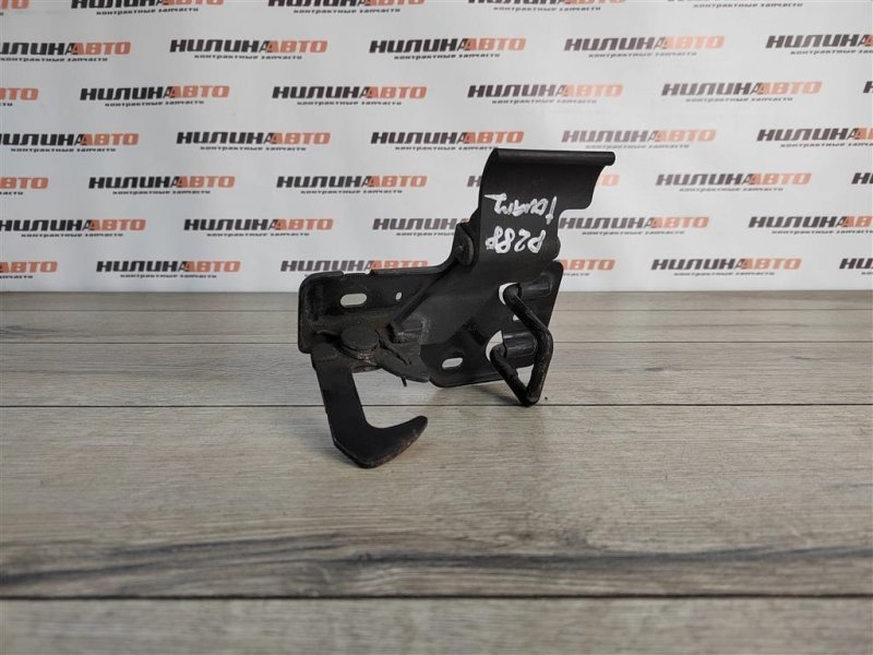 Замок капота, 500 рублей, Москва