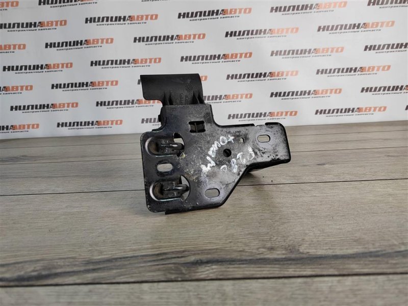 Замок капота, 500 рублей, Москва