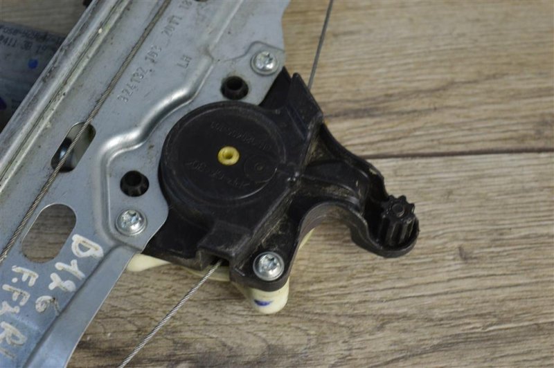 Стеклоподъемник, 900 рублей, Москва