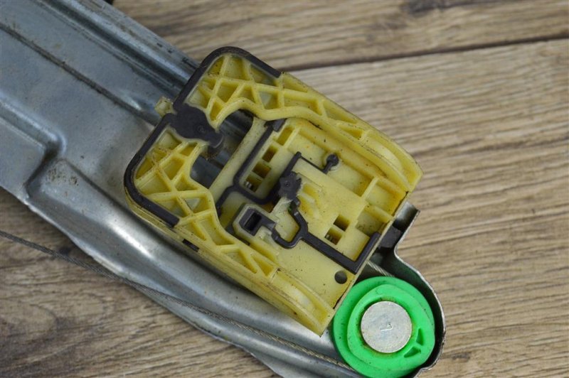 Стеклоподъемник, 900 рублей, Москва