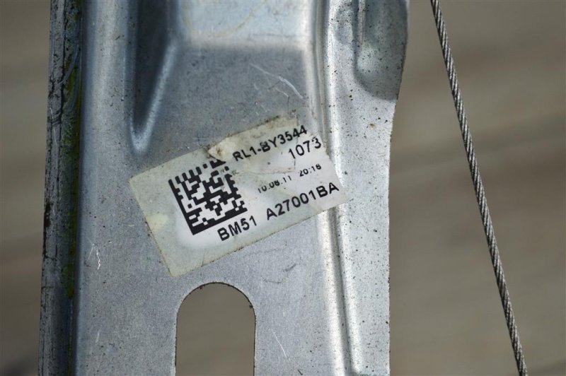 Стеклоподъемник, 900 рублей, Москва