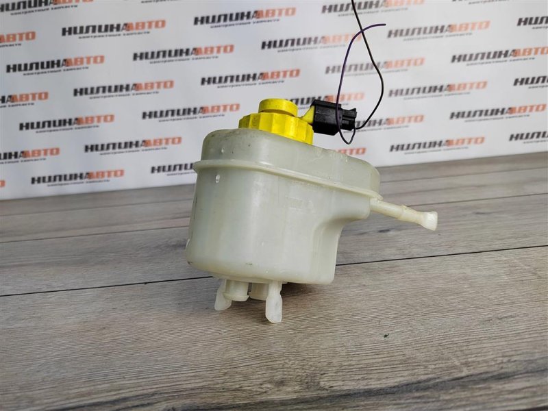 Бачок тормозной жидкости, 500 рублей, Москва