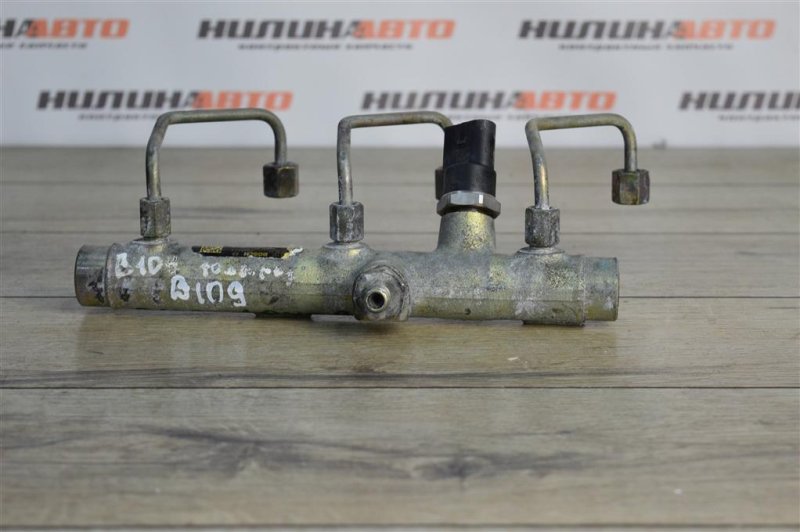 Рампа топливная, 2000 рублей, Москва