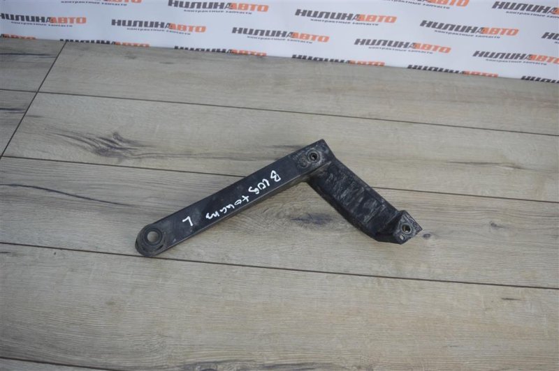 Кронштейн бампера, 300 рублей, Москва